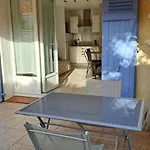 Apartment Dans Port 2 *